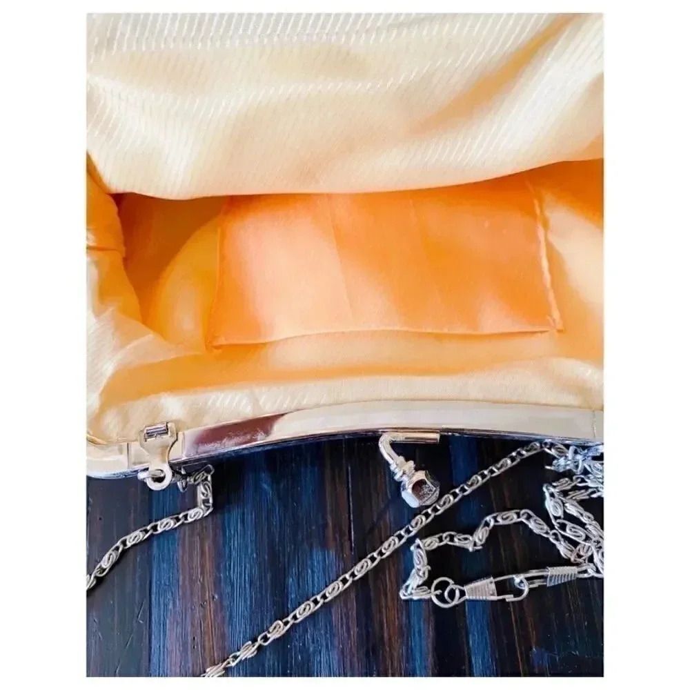 Reversable Sequin Crossbody Clutch - Picture 4 of 6